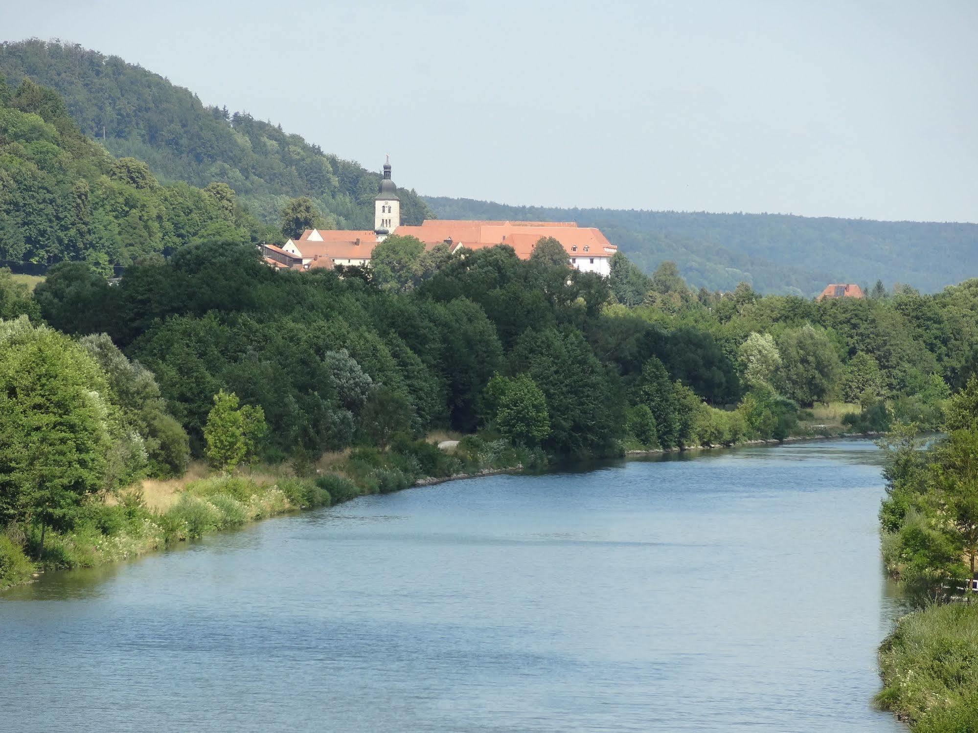 Donauer Im Altmuehltal - Ferienwohnungen Biberbach  Exteriör bild